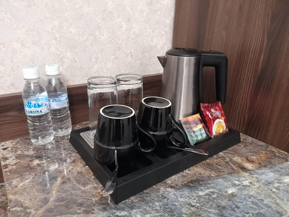 Nomad Hotel Bishkek Halal Esterno foto